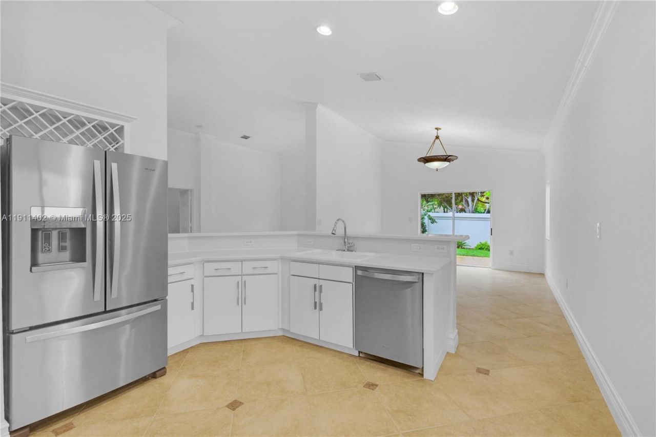 5334 NW 111th Ct, Doral, FL 33178 Photo