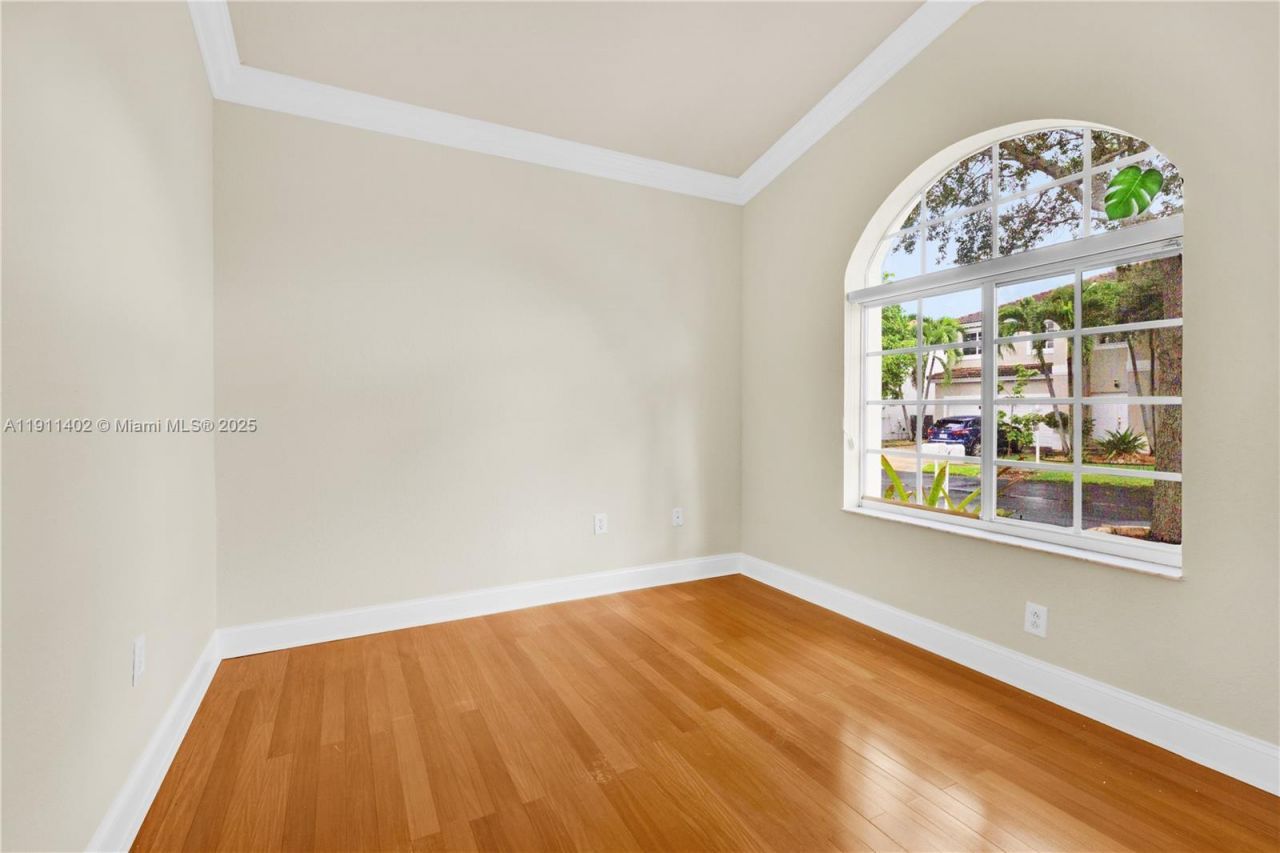 5334 NW 111th Ct, Doral, FL 33178 Photo