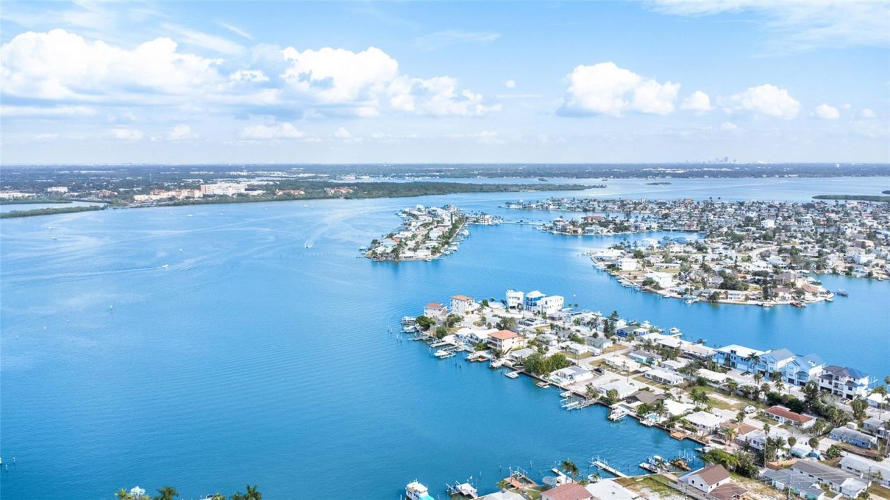 360 145th Avenue E, Madeira Beach, FL 33708 Photo