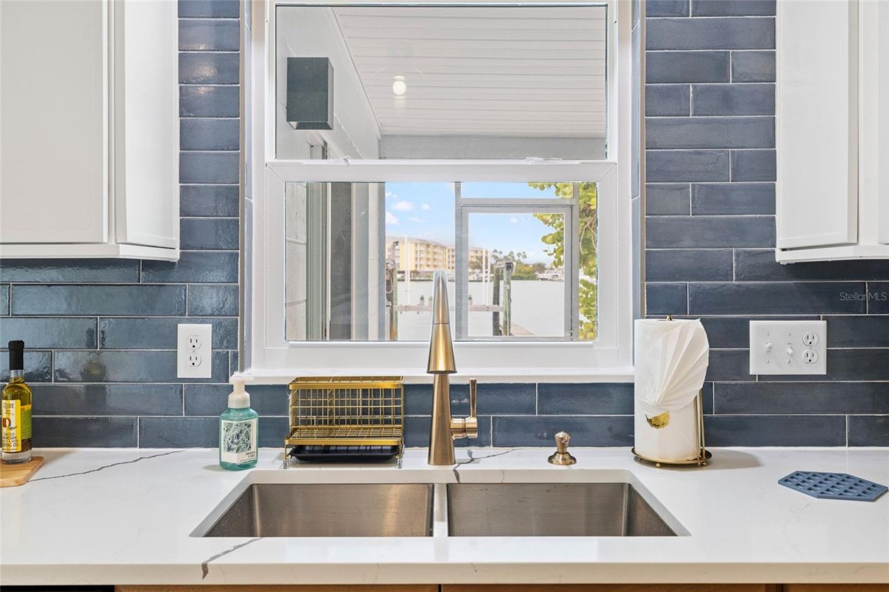 360 145th Avenue E, Madeira Beach, FL 33708 Photo