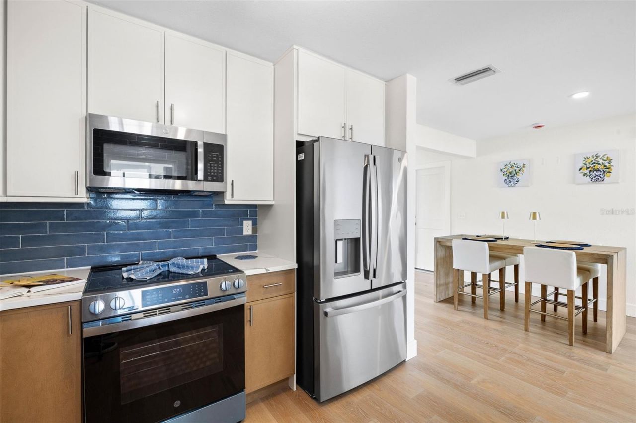 360 145th Avenue E, Madeira Beach, FL 33708 Photo