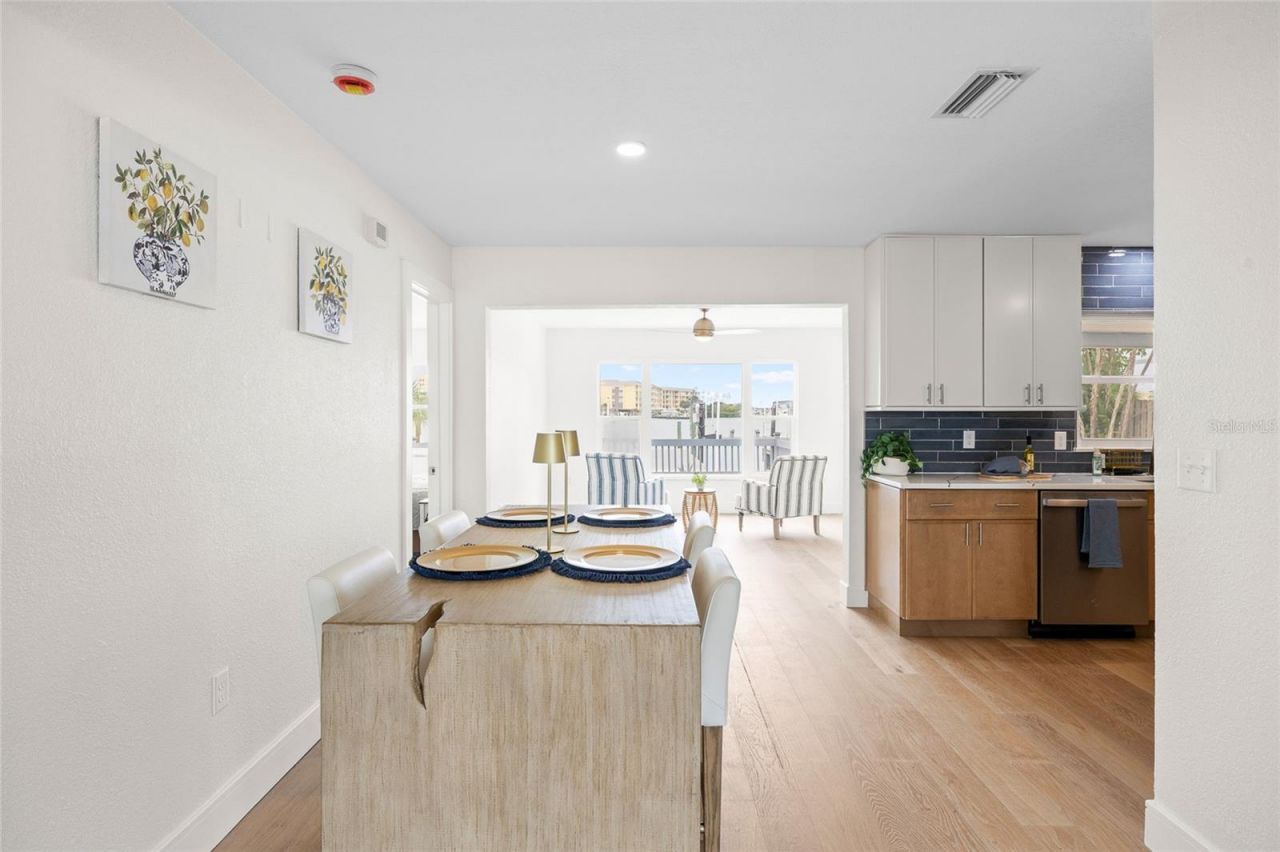 360 145th Avenue E, Madeira Beach, FL 33708 Photo