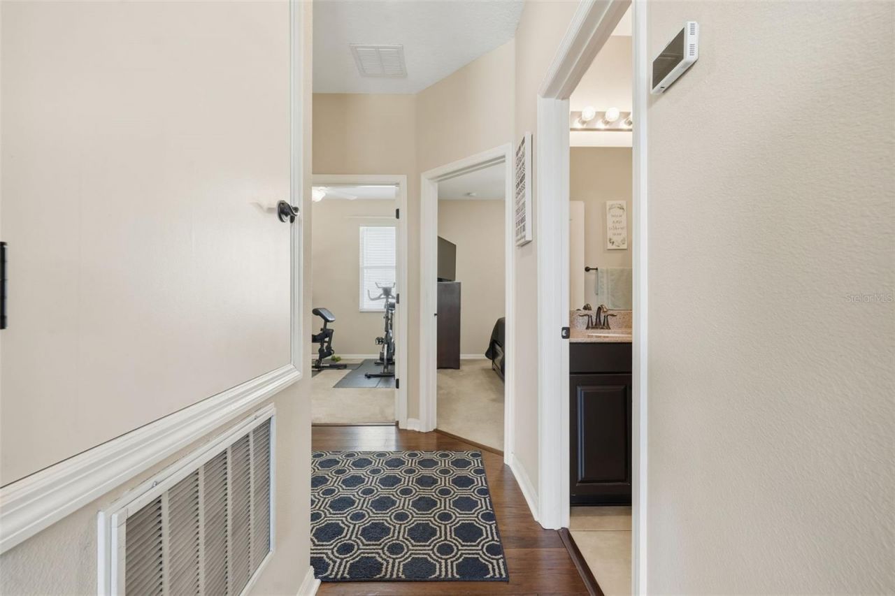 2605 Limerick Circle, Grand Island, FL 32735 Photo