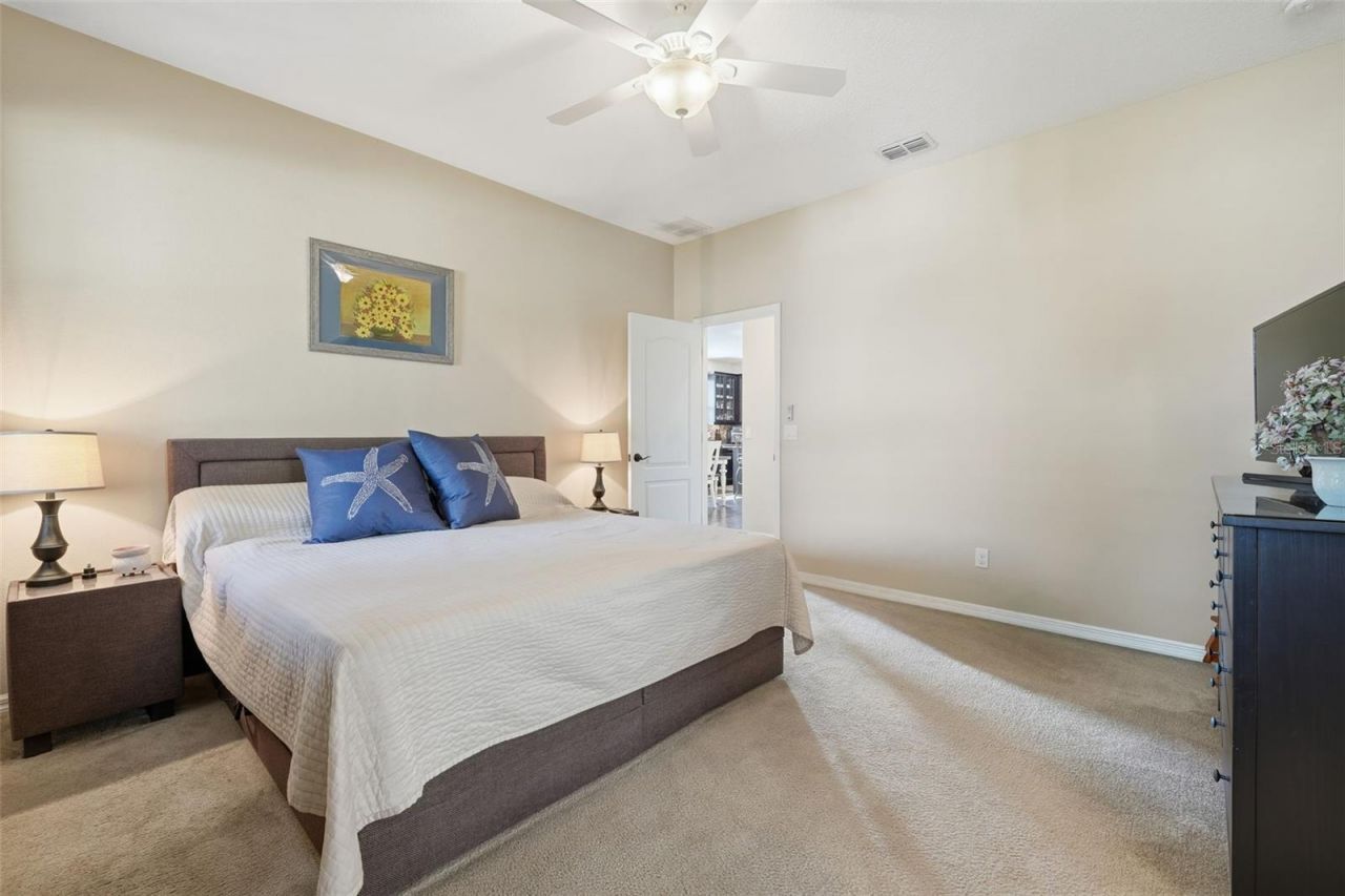 2605 Limerick Circle, Grand Island, FL 32735 Photo