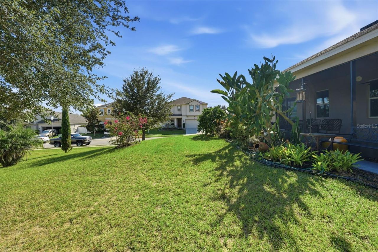 2605 Limerick Circle, Grand Island, FL 32735 Photo