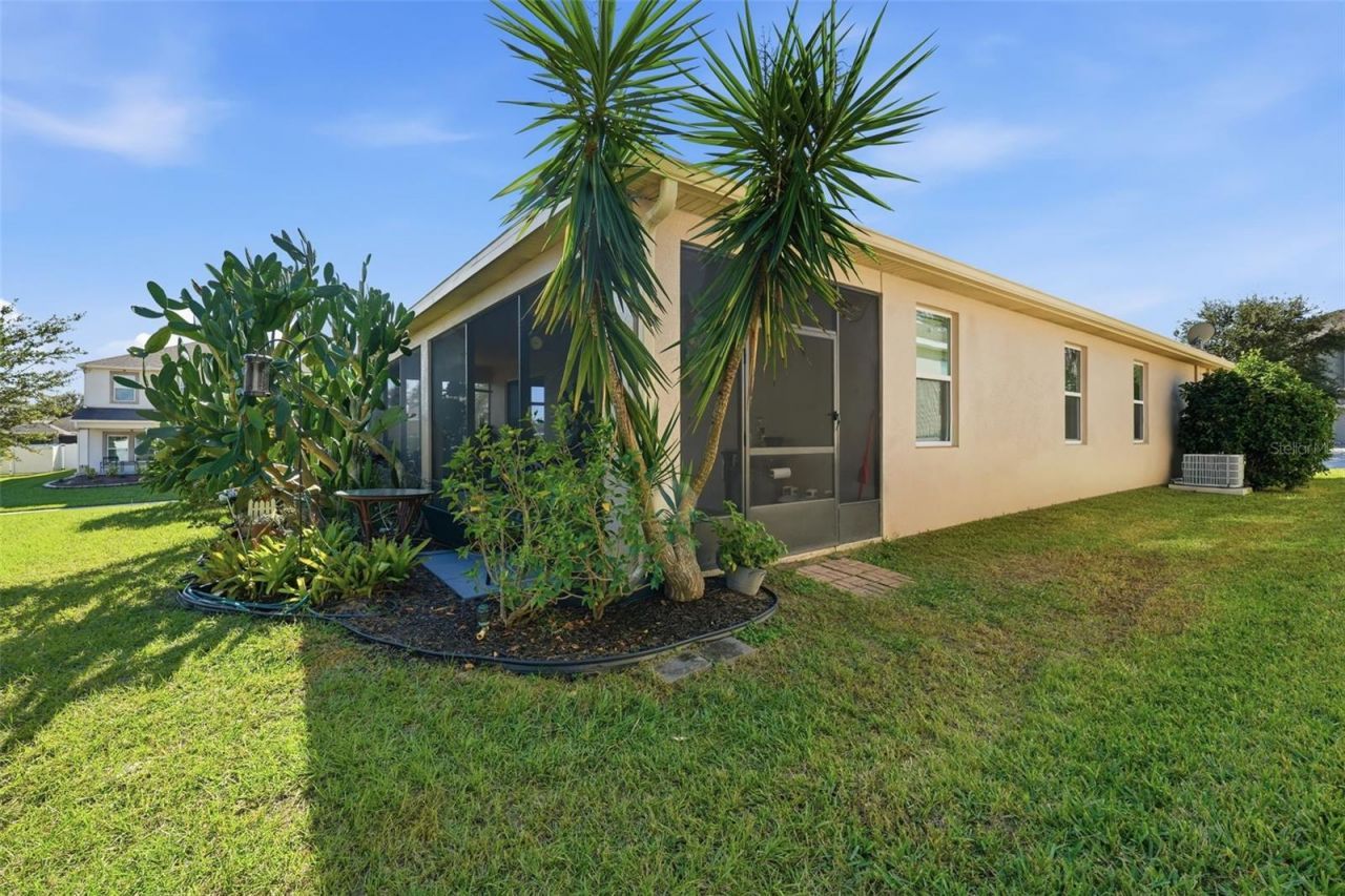 2605 Limerick Circle, Grand Island, FL 32735 Photo