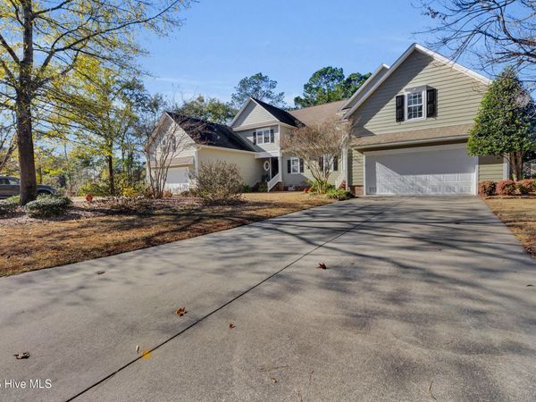2113 Hidden Harbor Drive, New Bern, NC 28562