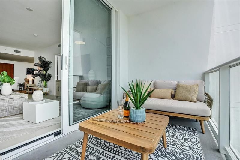 401 N Birch Road, Unit 702, Fort Lauderdale, FL 33304 Photo