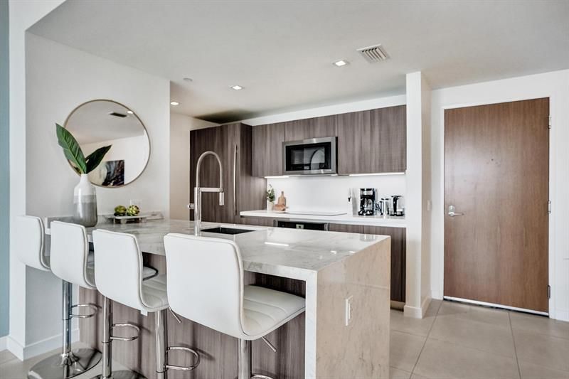 401 N Birch Road, Unit 702, Fort Lauderdale, FL 33304 Photo