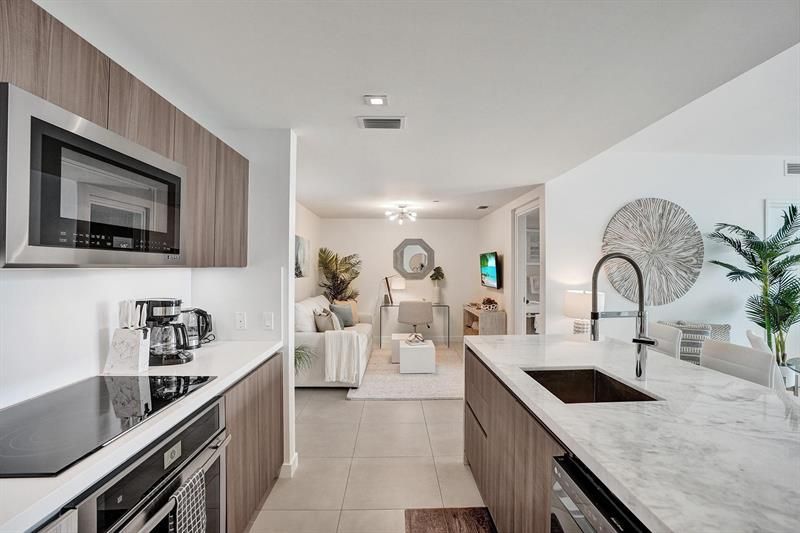 401 N Birch Road, Unit 702, Fort Lauderdale, FL 33304 Photo