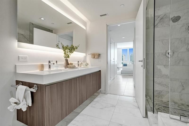 401 N Birch Road, Unit 702, Fort Lauderdale, FL 33304 Photo