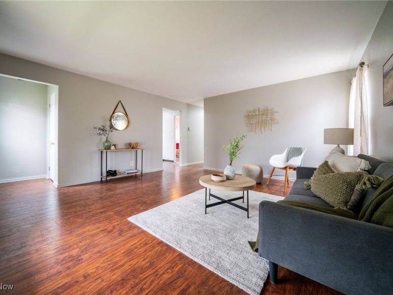 3018 Center Drive, Parma, OH 44134 Photo 4