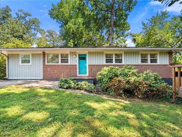 811 Whelchel Drive, Decatur, GA 30033