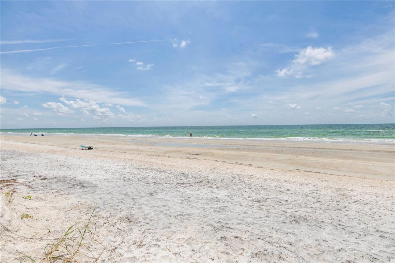516 Gulf Boulevard, Indian Rocks Beach, FL 33785 Photo