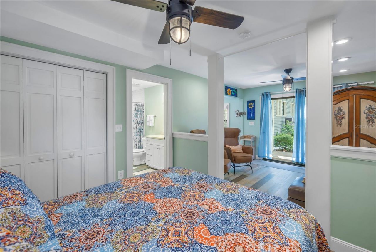 516 Gulf Boulevard, Indian Rocks Beach, FL 33785 Photo