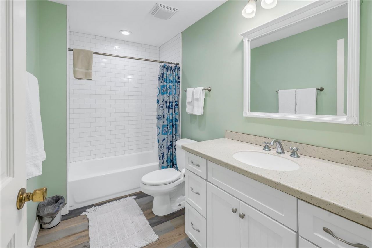 516 Gulf Boulevard, Indian Rocks Beach, FL 33785 Photo