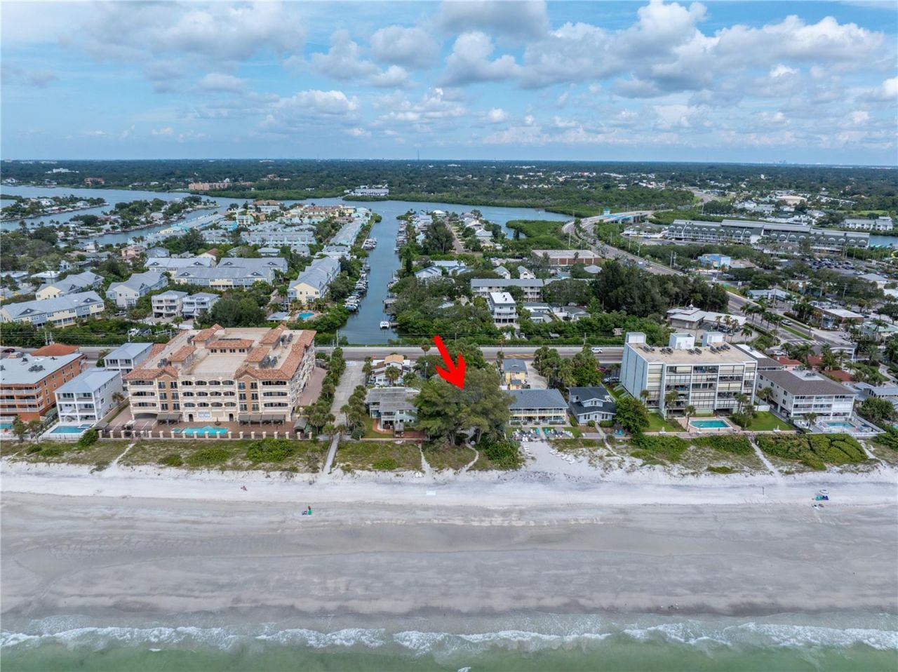 516 Gulf Boulevard, Indian Rocks Beach, FL 33785 Photo