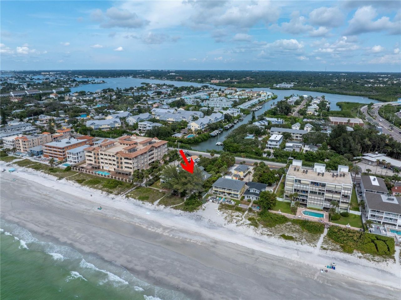 516 Gulf Boulevard, Indian Rocks Beach, FL 33785 Photo