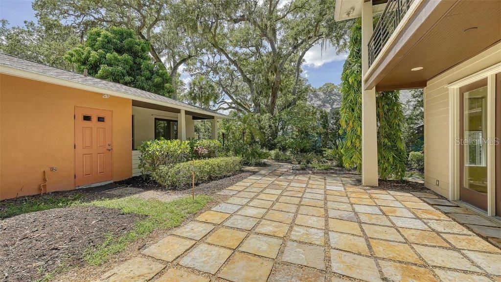 875 Indian Beach Drive, Sarasota, FL 34234 Photo