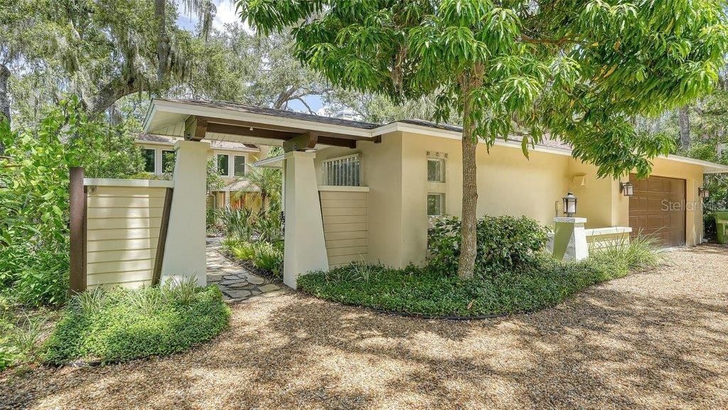 875 Indian Beach Drive, Sarasota, FL 34234 Photo