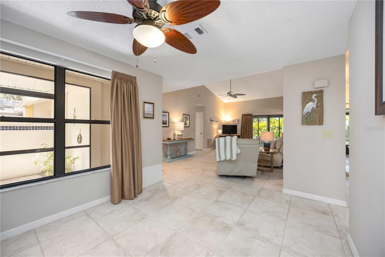 269 Southampton Drive, Unit 303, Venice, FL 34293 Photo