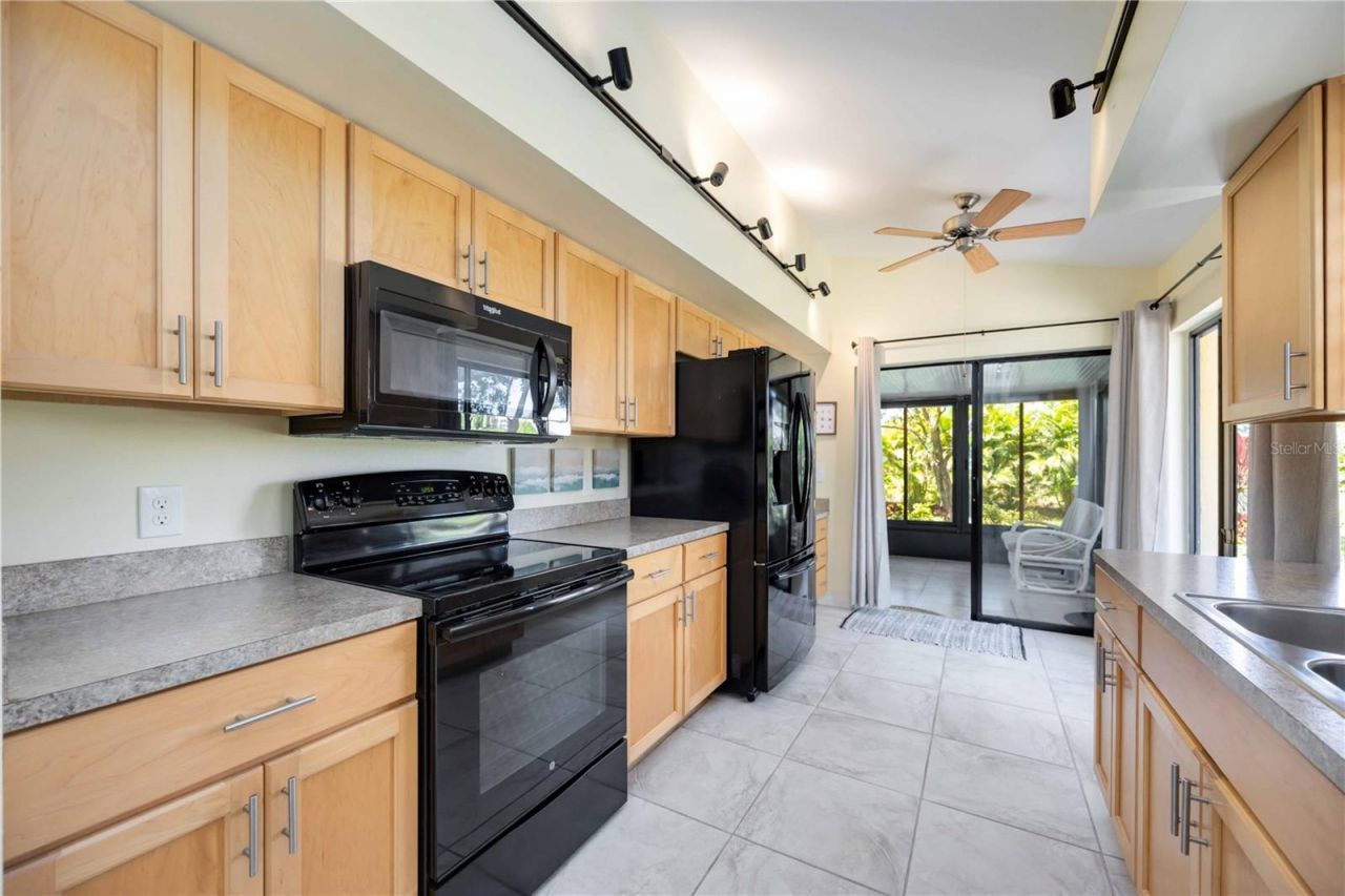 269 Southampton Drive, Unit 303, Venice, FL 34293 Photo