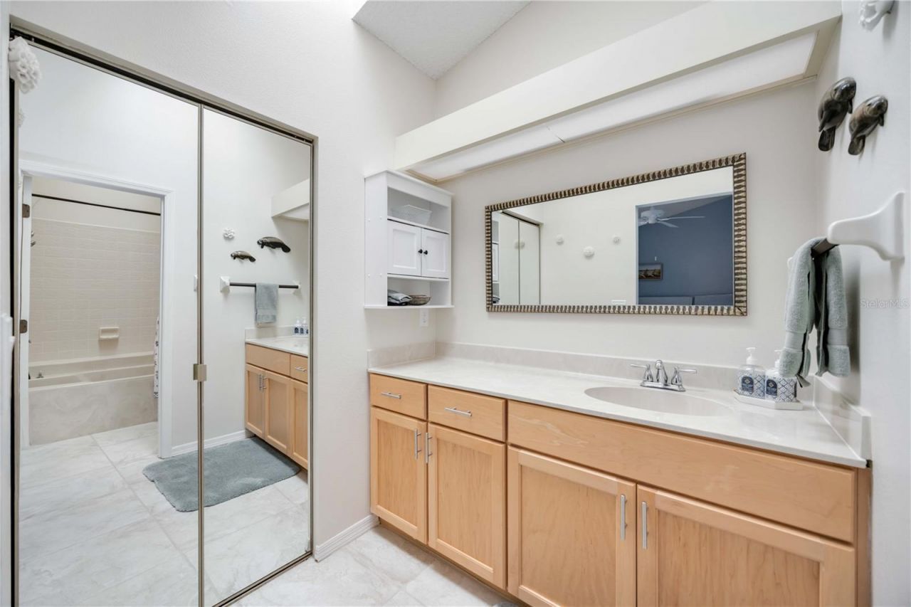 269 Southampton Drive, Unit 303, Venice, FL 34293 Photo