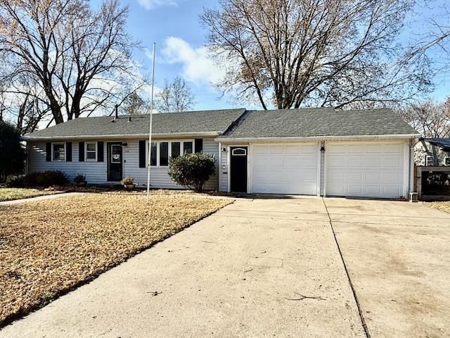 108 Schmahl Drive, Redwood Falls, MN 56283 Main Photo