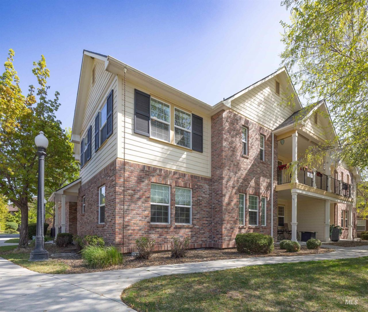 1148 E Winding Creek Dr, Eagle, ID 83616 Main Photo