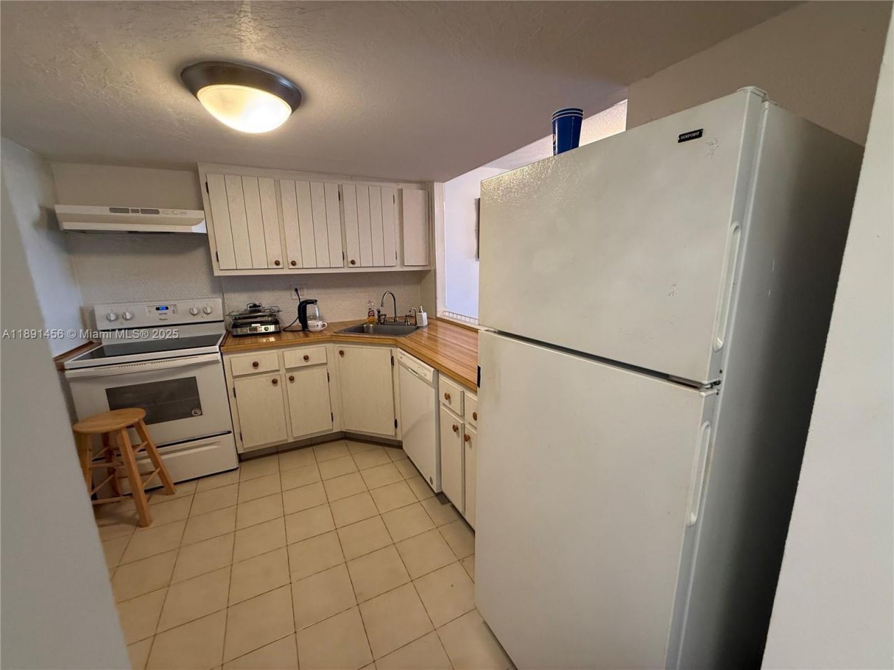 2780 NE 183rd St, Unit 1415, Aventura, FL 33160 Photo