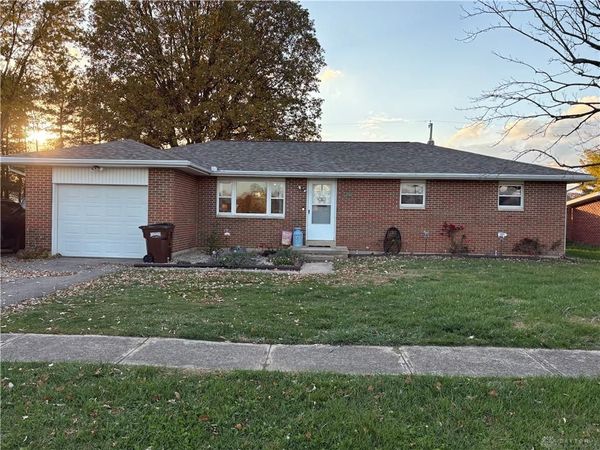 415 East Avenue, Eaton, OH 45320