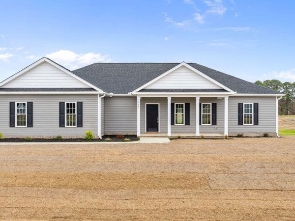 102 Ellens Way Drive, Goldsboro, NC 27534