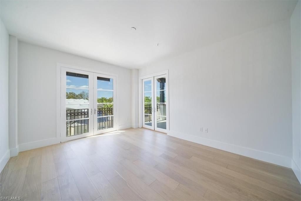 780 5th Ave S, Unit 305, Naples, FL 34102 Photo