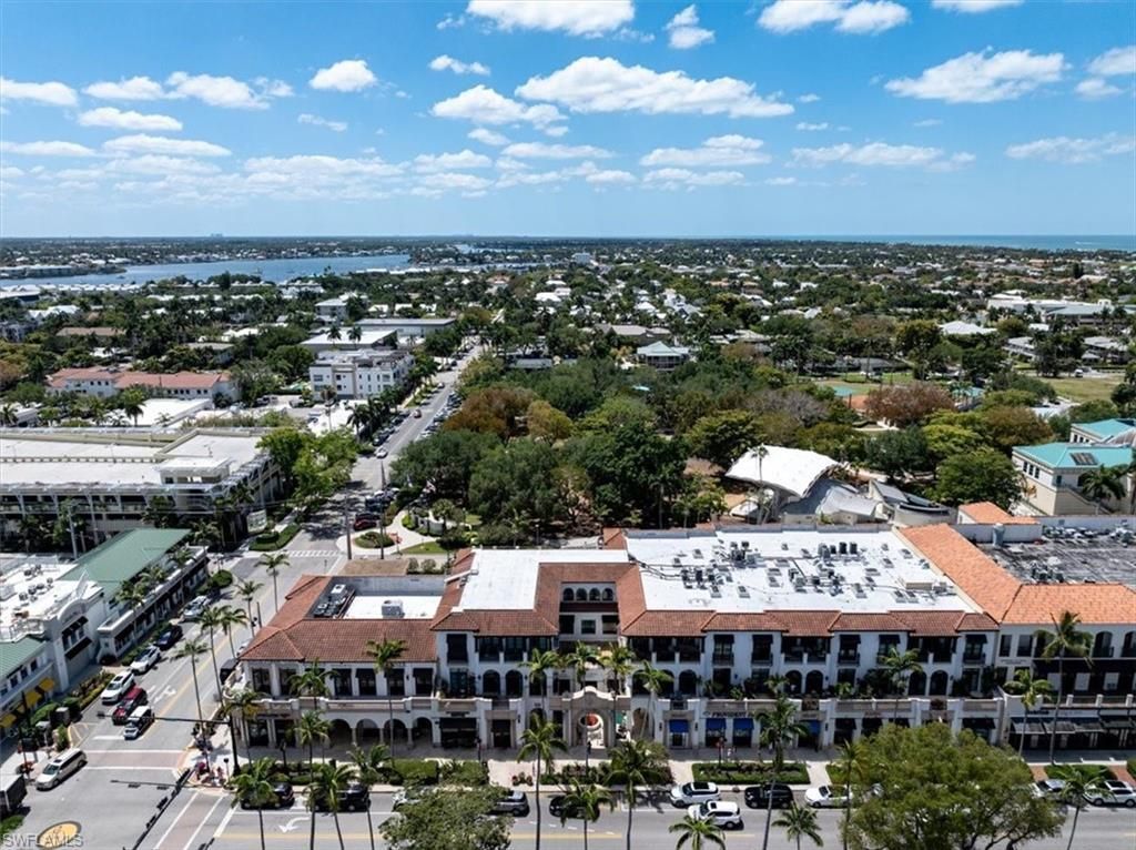 780 5th Ave S, Unit 305, Naples, FL 34102 Photo