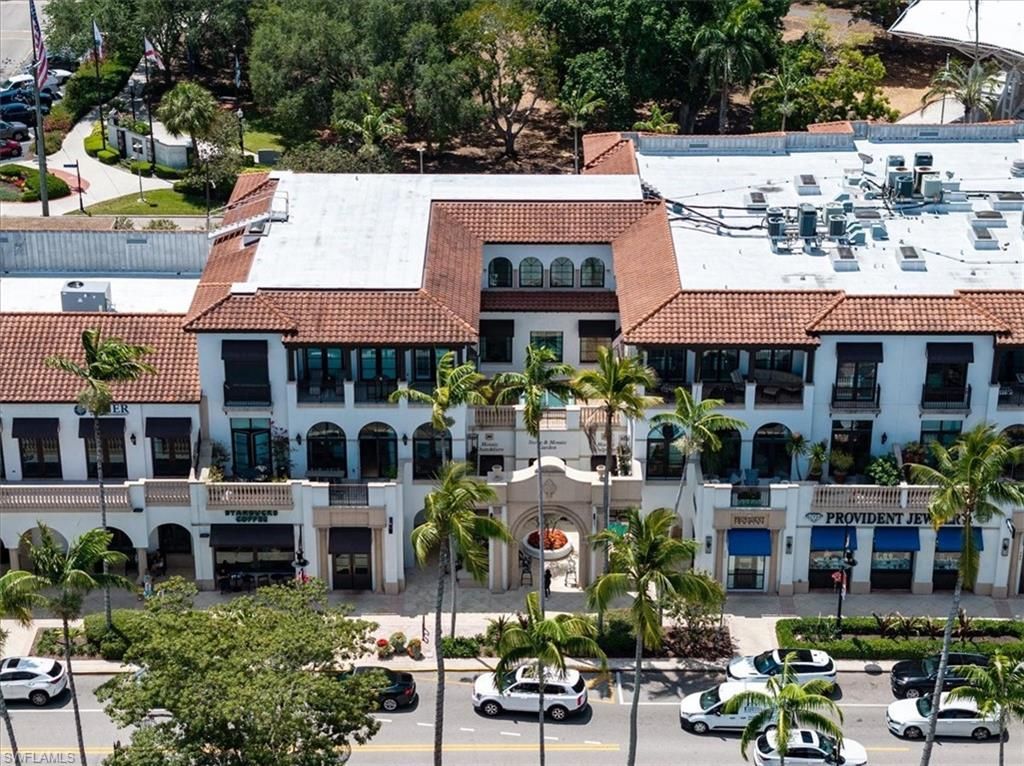 780 5th Ave S, Unit 305, Naples, FL 34102 Photo