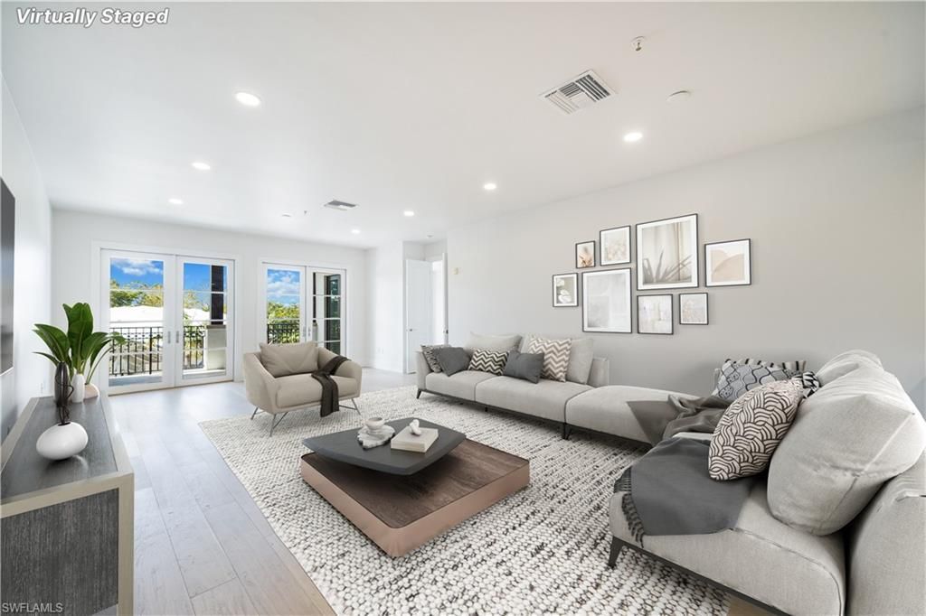 780 5th Ave S, Unit 305, Naples, FL 34102 Photo