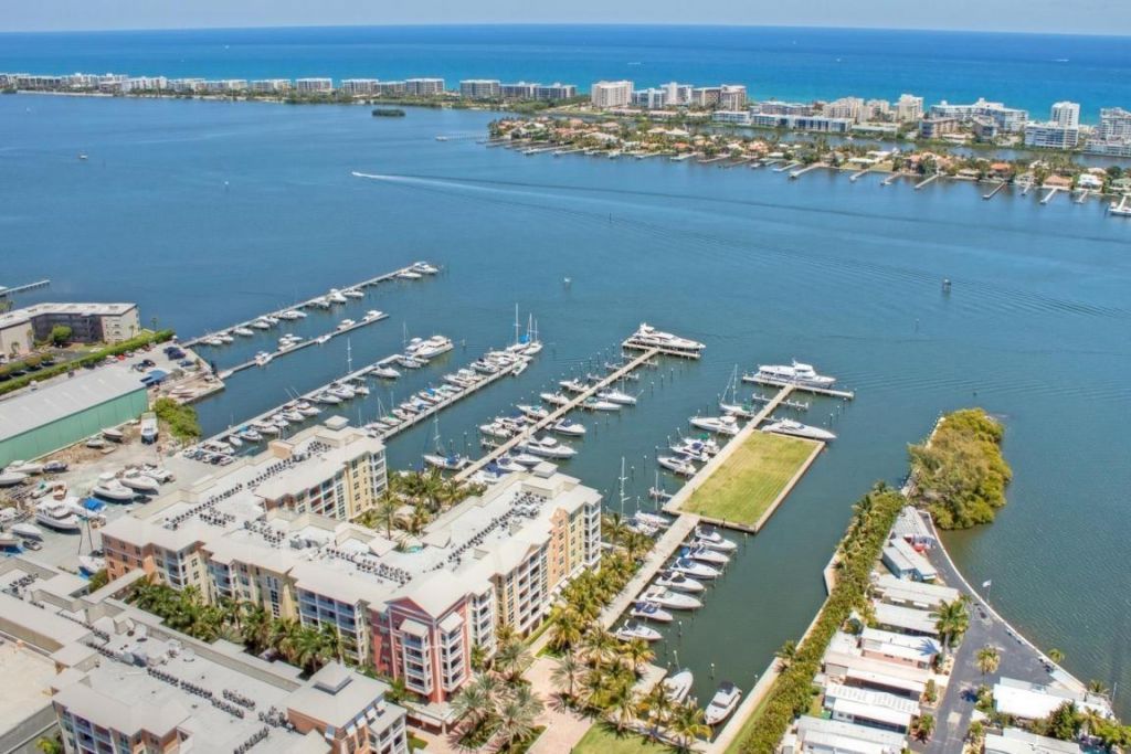806 E Windward Way, Unit 401, Lantana, FL 33462 Photo