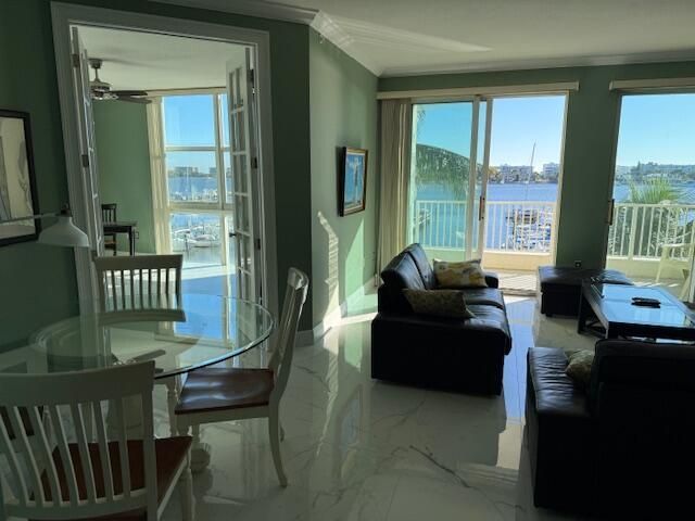 806 E Windward Way, Unit 401, Lantana, FL 33462 Photo