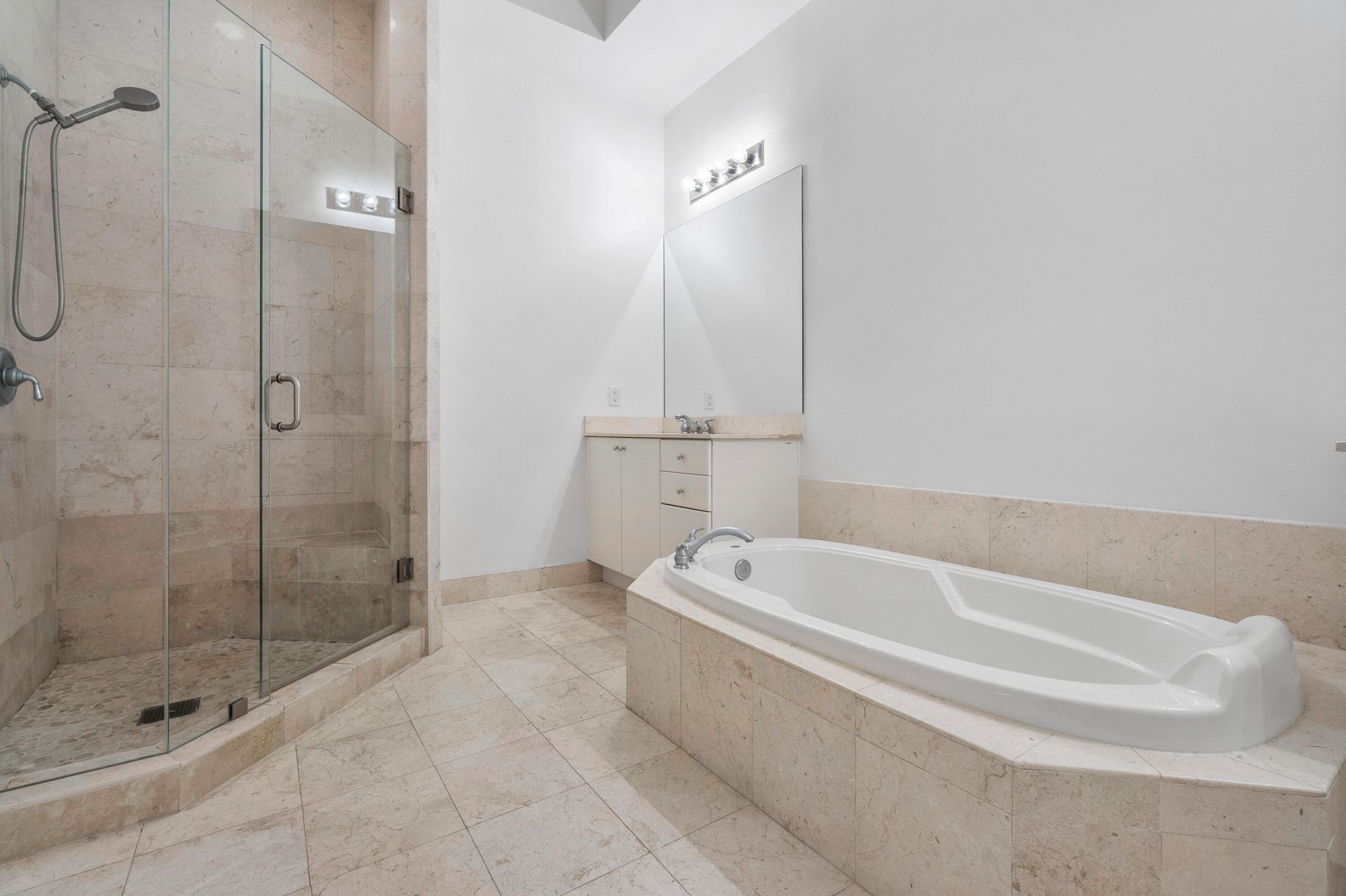 801 S Olive Avenue, Unit 420, West Palm Beach, FL 33401 Photo