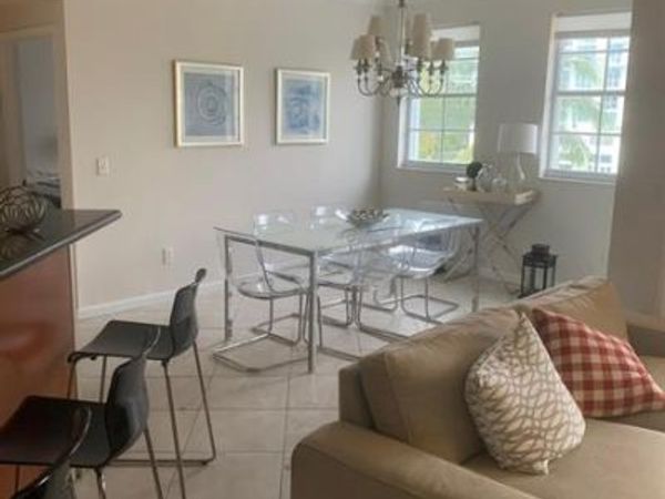 3215 NE 184th St, Unit 14403, North Miami Beach, FL 33160