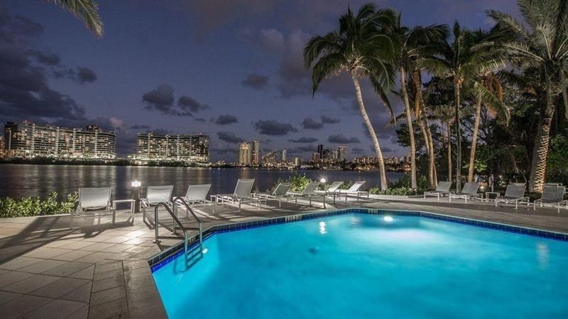 3215 NE 184th Street, Unit 14403, North Miami Beach, FL 33160 Photo