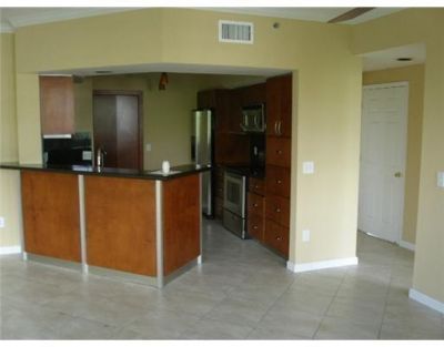 3215 NE 184th Street, Unit 14403, North Miami Beach, FL 33160 Photo