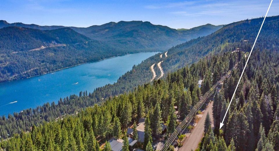 12005 Skislope Way, Truckee, CA 96161 Photo