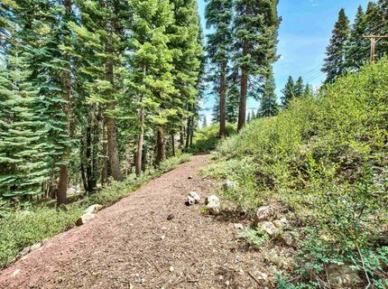 12005 Skislope Way, Truckee, CA 96161 Photo