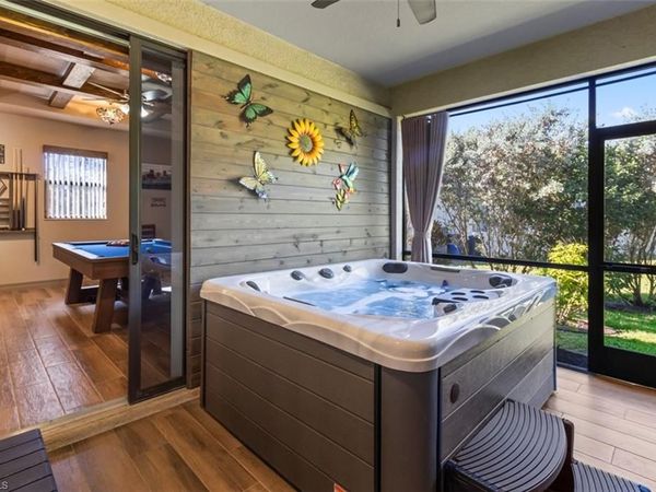 6711 Matt Pledger CT, NORTH FORT MYERS, FL 33917