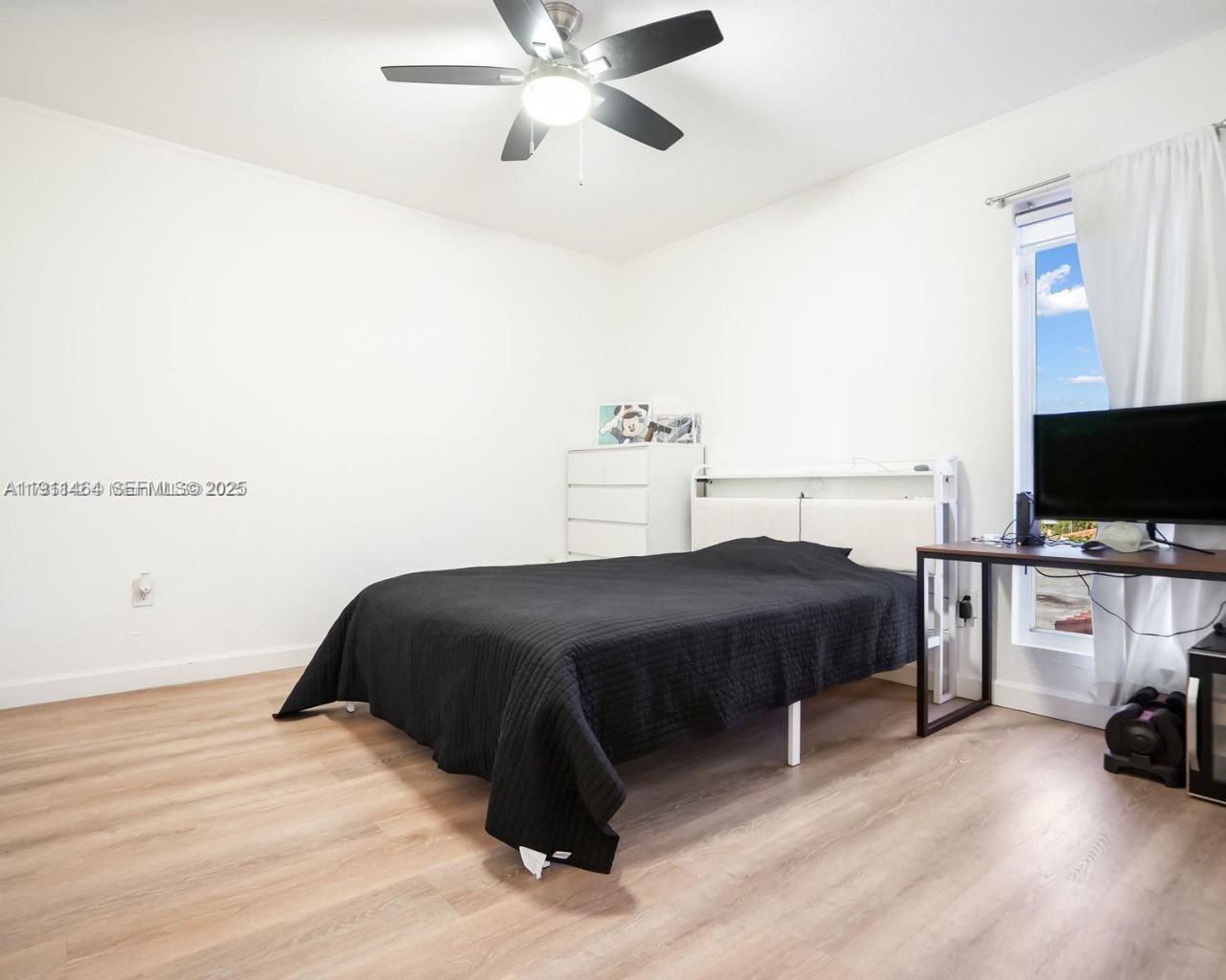 5629 SW 7th St, Miami, FL 33134 Photo