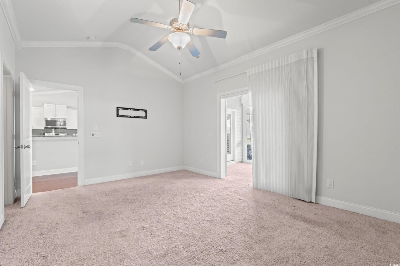 135 Parmelee Dr. Photo 18