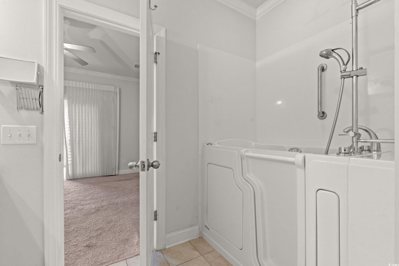 135 Parmelee Dr. Photo 22