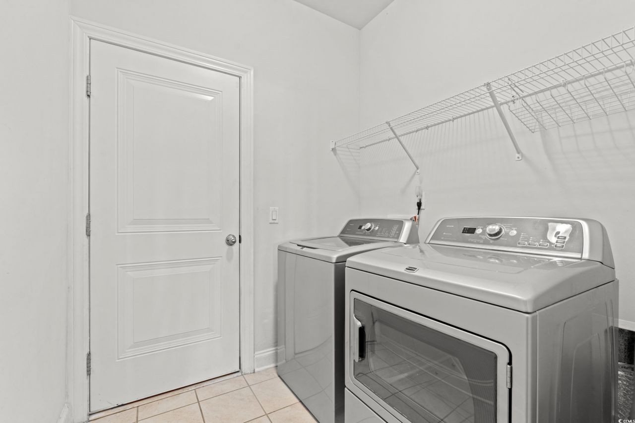 135 Parmelee Dr. Photo 26