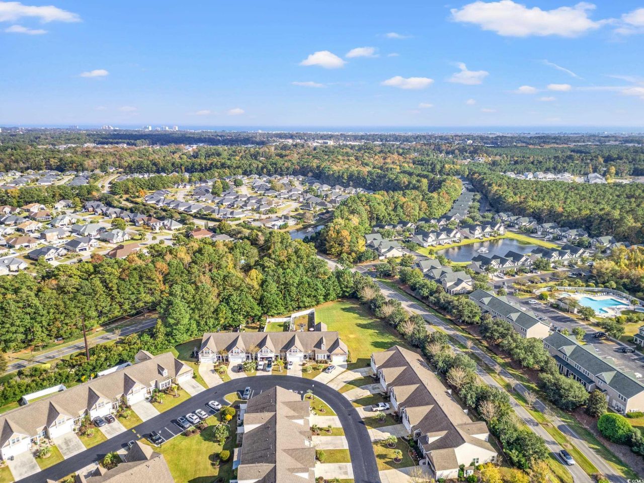 135 Parmelee Dr. Photo 37